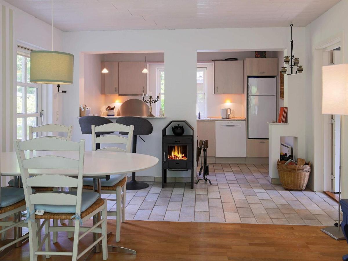 4 Person Holiday Home In Frederiksv Rk Frederiksværk Kültér fotó